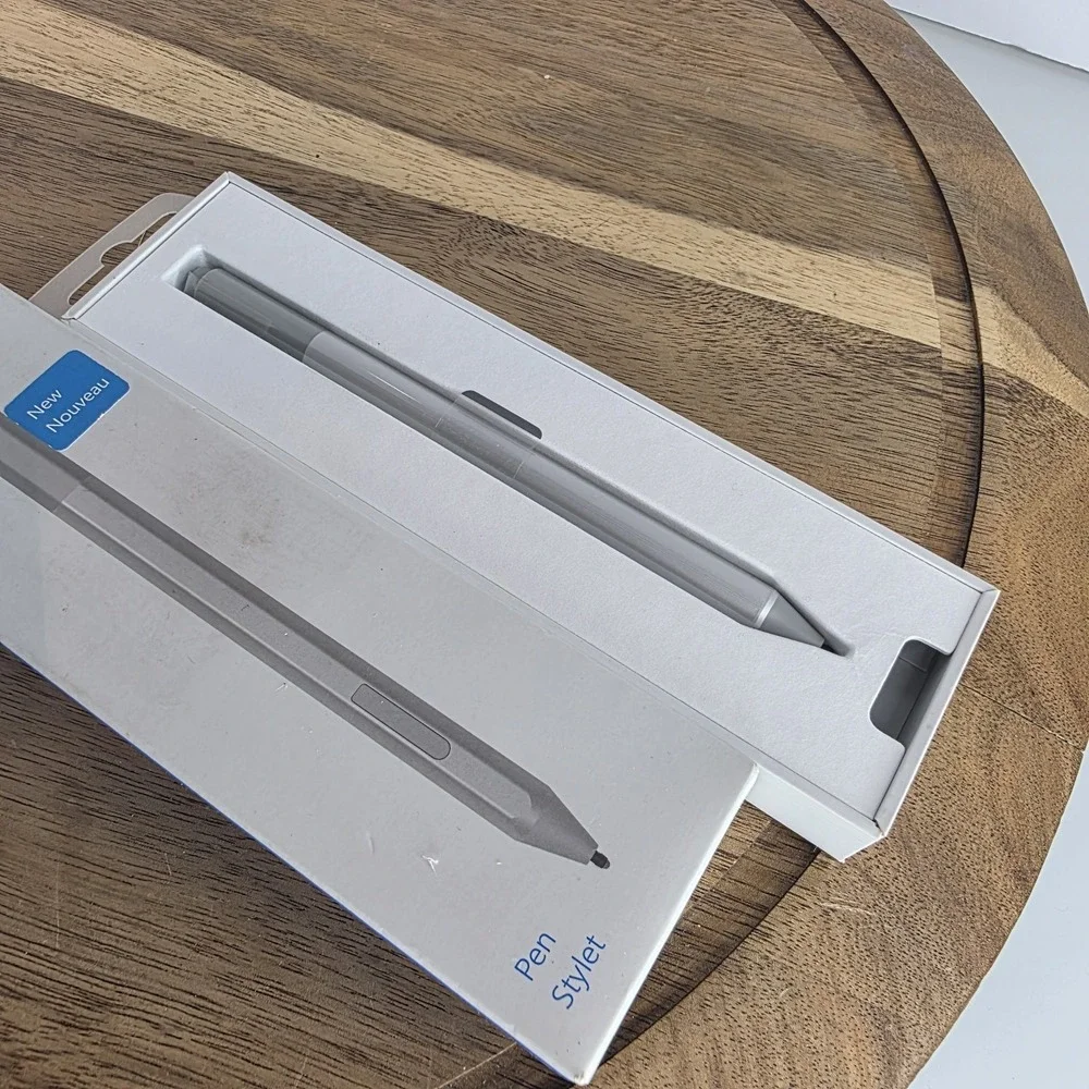 Microsoft EYV00001‎ Surface Pen Stylus model 1776 New Ships Fast Silver Titanium